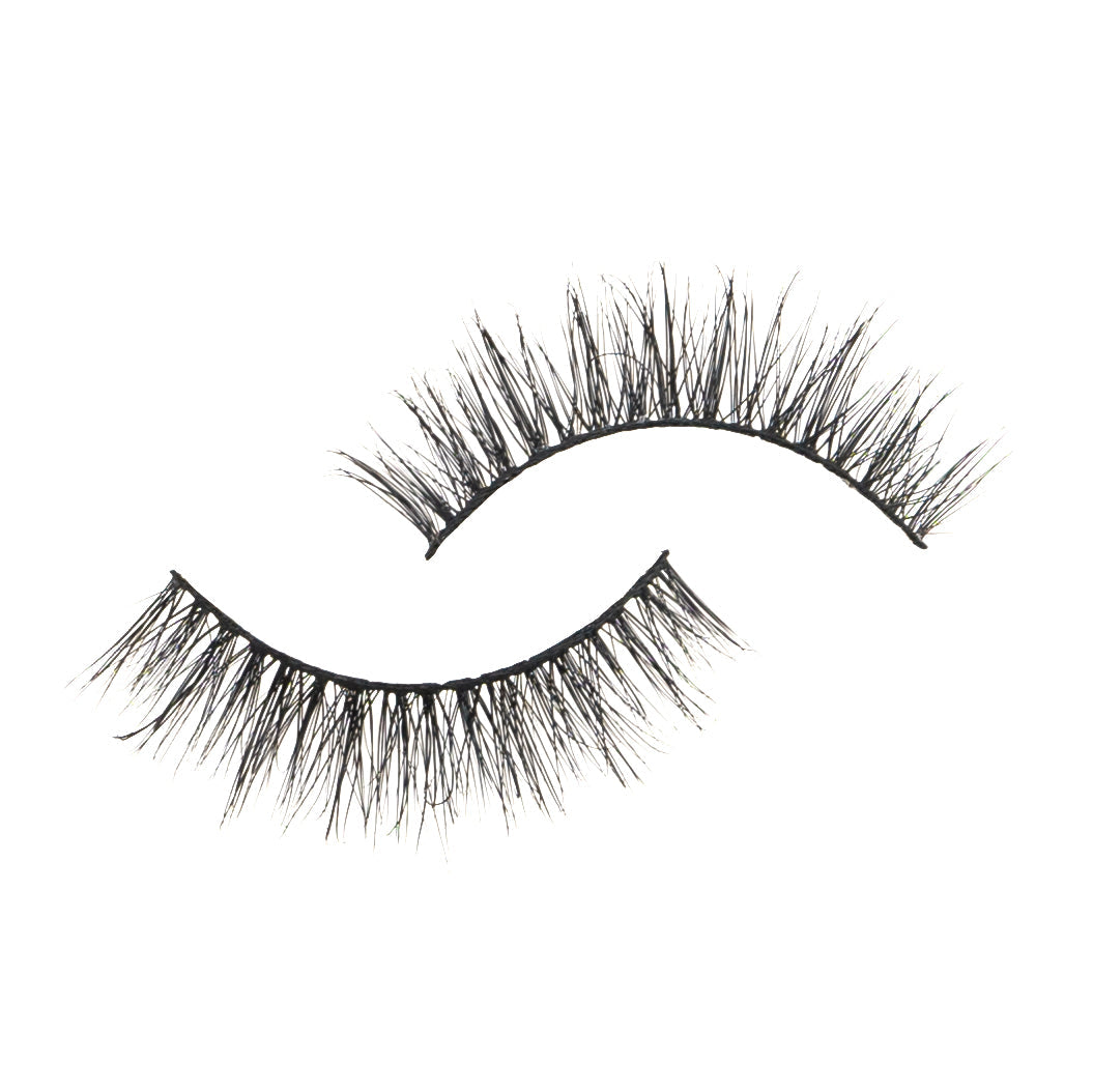 Pair of natural-looking 3D mink lashes from NEW BEAUTY DEPOT for volumized and fluttery eyelash enhancement