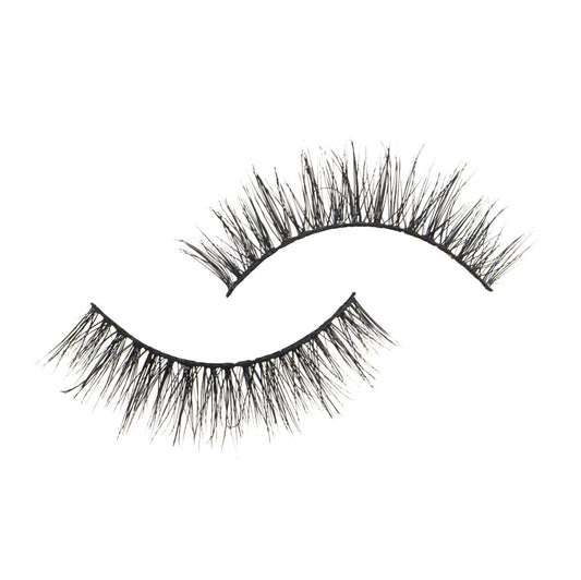 Pair of natural-looking 3D mink lashes from NEW BEAUTY DEPOT for volumized and fluttery eyelash enhancement